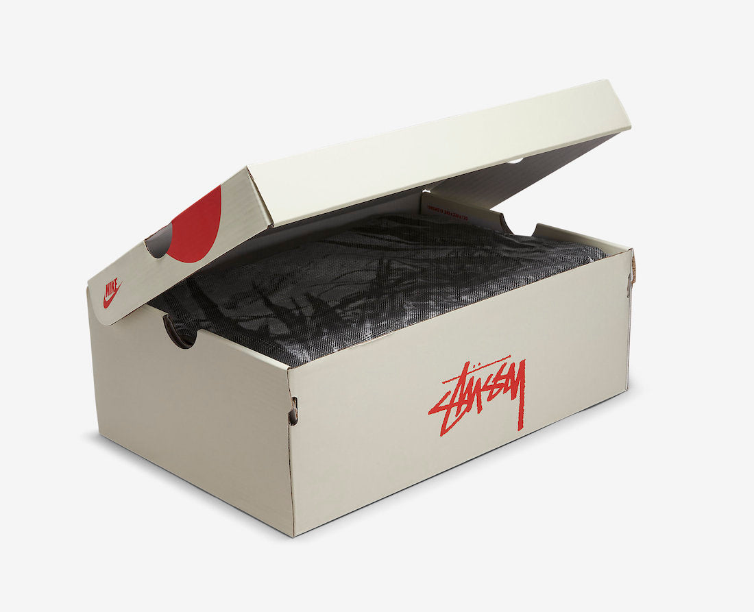 DJ7840-001 $360