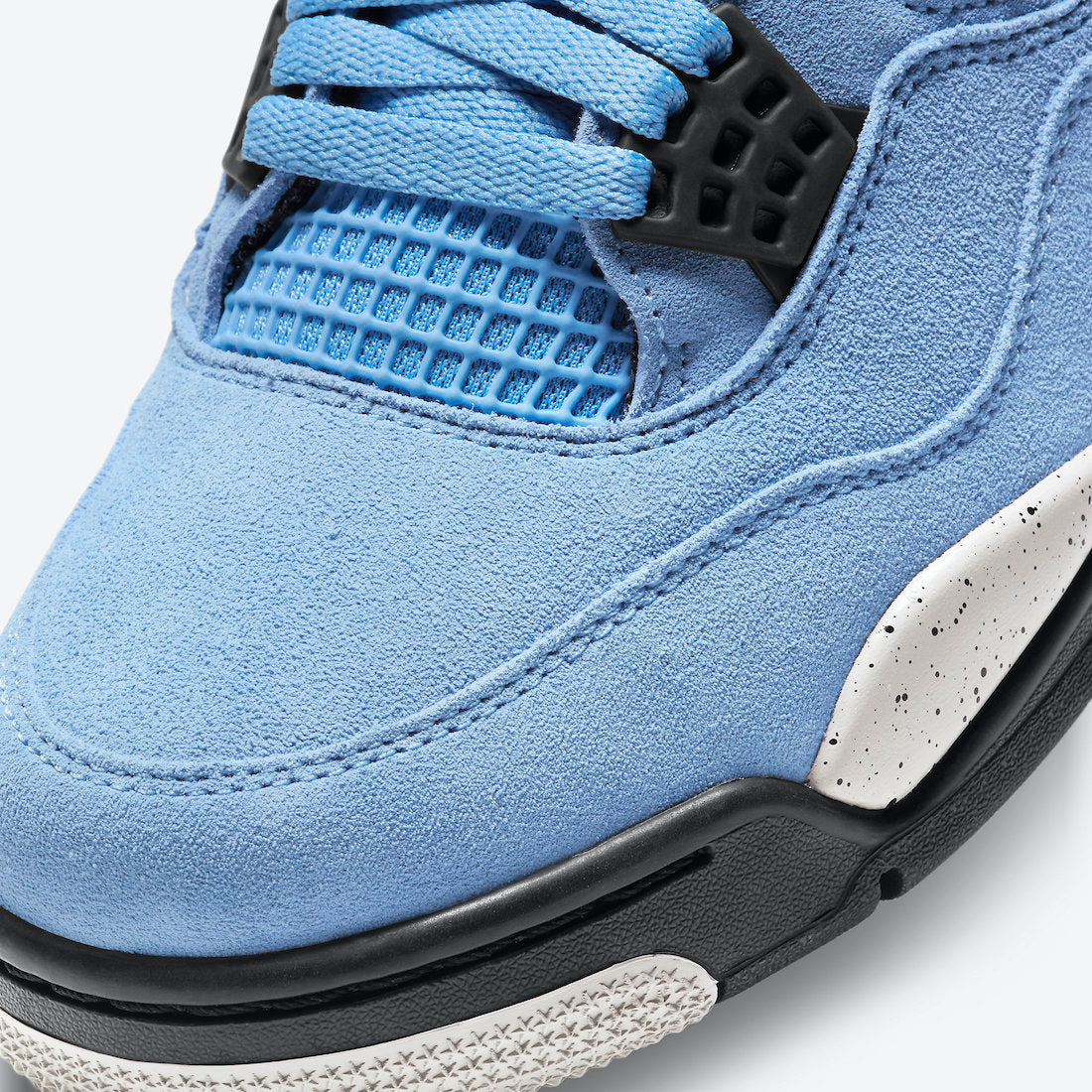 AJ 4 UNC -$650