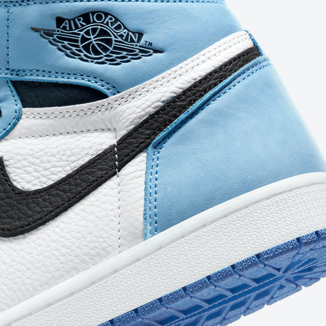 AJ 1 RETRO-555088 BLK/UNVBLU $425