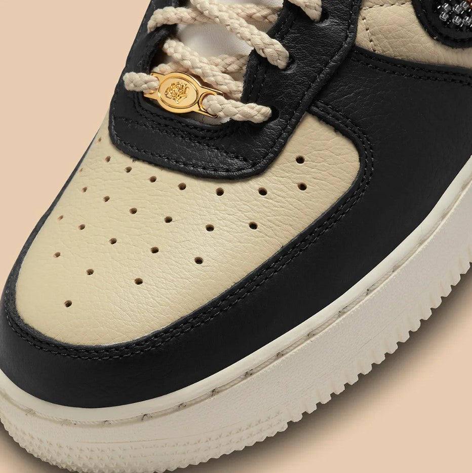 DV2957-001 $180