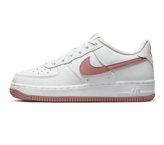 DV7762-102 $159