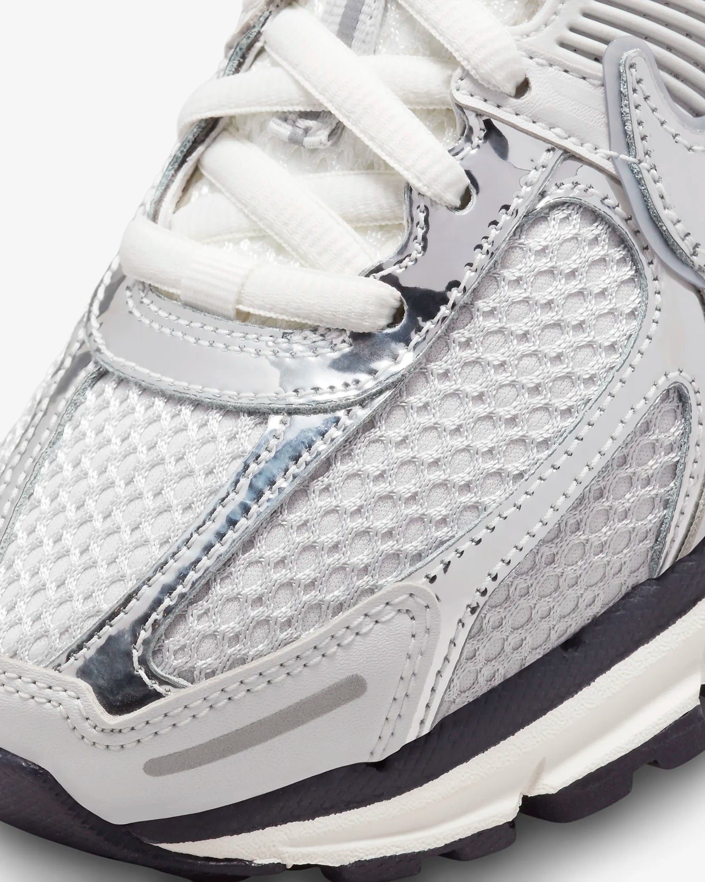 NIKE ZOOM VOMERO 5 FD0884-025 $169.99
