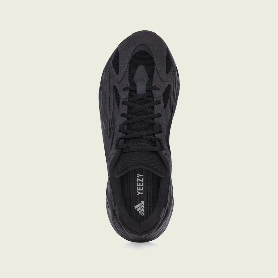 YE BOOST 700 V2 $400