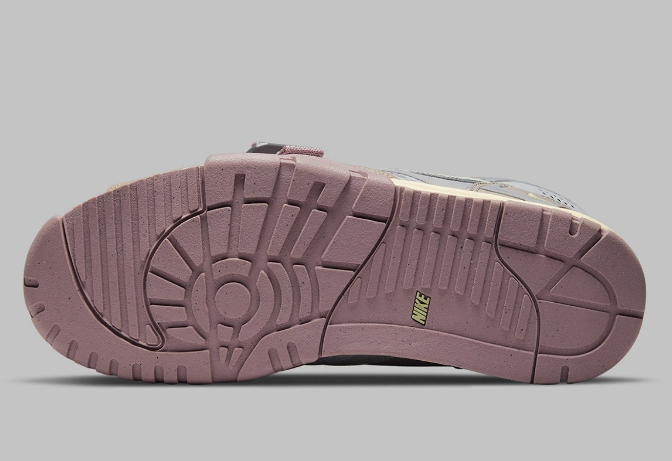DH7338-002 $149.99