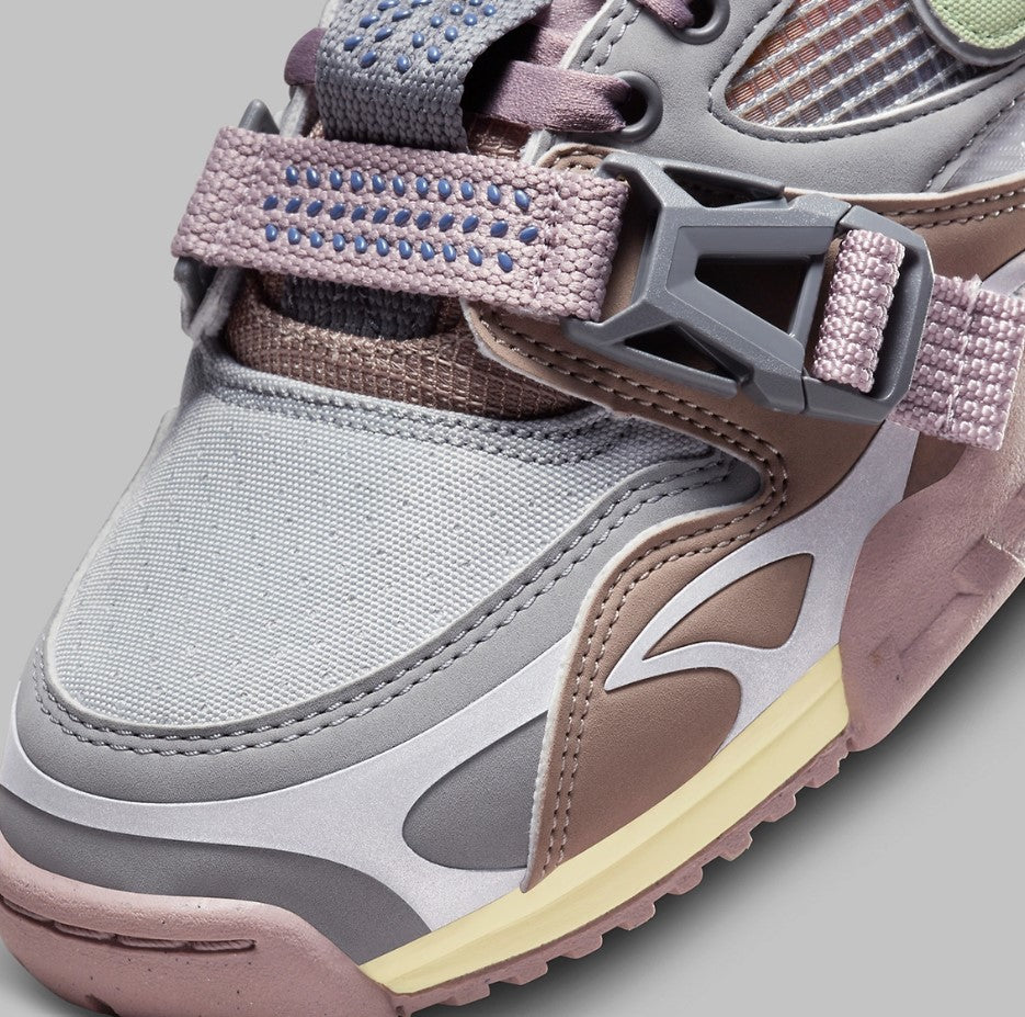 DH7338-002 $149.99