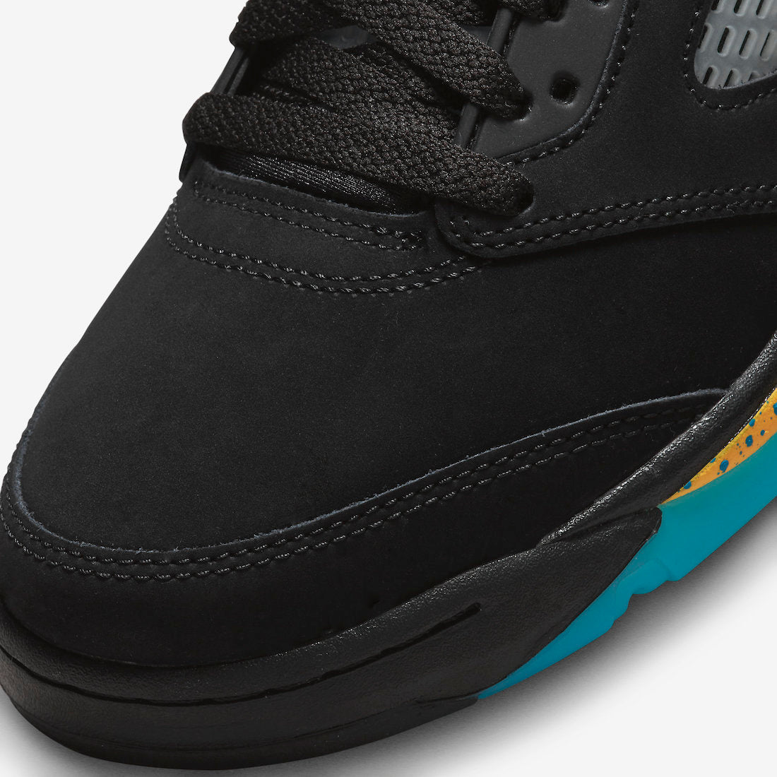 DD0587-047 RETRO 5 AQUA $380.00